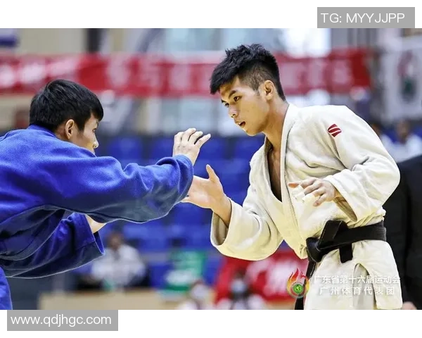 广州排球队的蜕变之旅:从传统强队到现代化竞技新标杆 广州排球队的蜕变之旅:从传统强队到现代化竞技新标杆